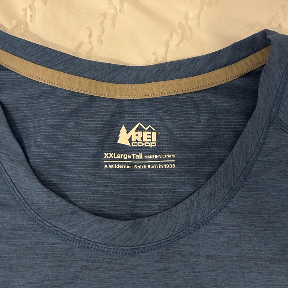 REI Co-op Performance T-Shirt Mens TALL XXL Blue Running Crew Neck Hiking EUC - Picture 3 of 5
